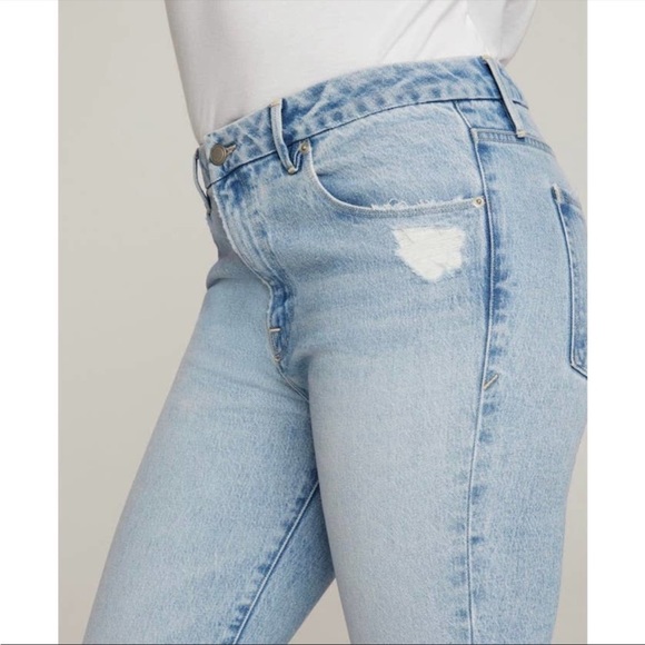 Good American Good Classic High Rise Denim Jeans Light Wash Blue Size 12 / 31 - Picture 5 of 13